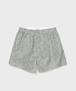 Genesiswear.shop09541a6d9c 1