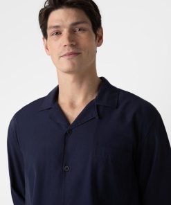 Genesiswear.shop0f4fb867a7 3