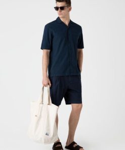 Genesiswear.shop1f8e4038c5 2