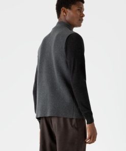 Genesiswear.shop1fffde00fa 5