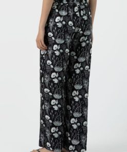 Genesiswear.shop21cf0f6616 4