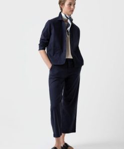 Genesiswear.shop2b2f18bb13 1