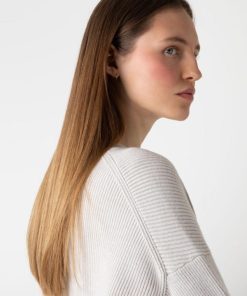 Genesiswear.shop369c2d7504 2