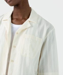 Genesiswear.shop3a41513f05 3