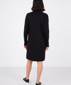 Genesiswear.shop3d81afd402 2