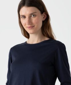 Genesiswear.shop4c482fcbd3 2