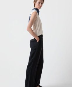 Genesiswear.shop5a69658daf 2