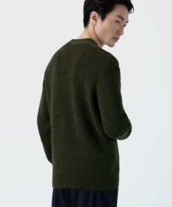 Genesiswear.shop5d6ce261bc 5