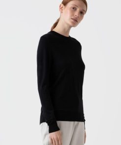 Genesiswear.shop698d5a2e6a 2