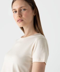 Genesiswear.shop69fcf51e68 1