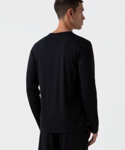 Genesiswear.shop6f556406a4 4