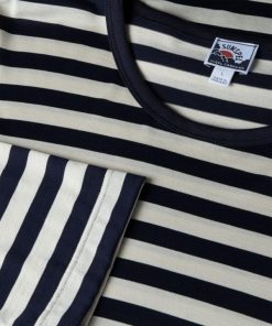 Genesiswear.shop79a50419a9 4