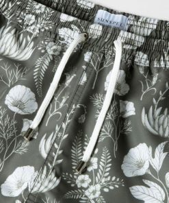 Genesiswear.shop84a1186756 4