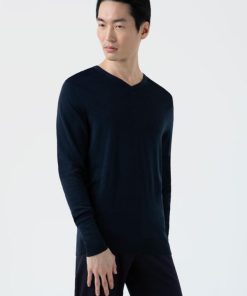 Genesiswear.shop8bc4a78cc2 2