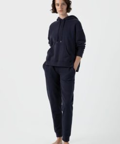 Genesiswear.shop9b205ac944 2