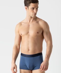 Genesiswear.shopa5787f89a5 2