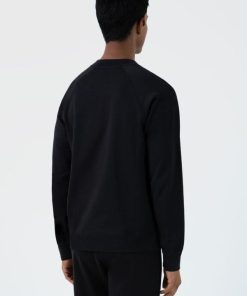 Genesiswear.shopa6b5b548c3 4