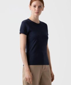 Genesiswear.shopa6dcec7934 2