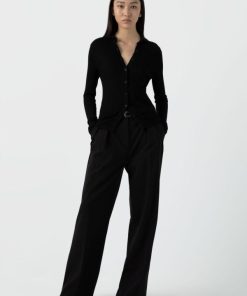 Genesiswear.shopa767f8247e 2