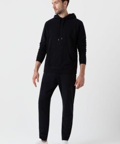 Genesiswear.shopa7b3fced7a 2