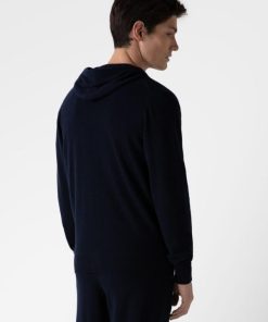 Genesiswear.shopa884bb080b 5