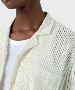 Genesiswear.shopac16412bb1 2