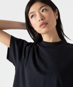 Genesiswear.shopb658fbd404 3