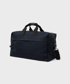 Genesiswear.shopb6e5076538 2