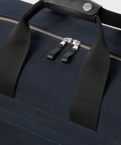 Genesiswear.shopb6e5076538 3