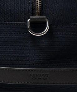 Genesiswear.shopb6e5076538 4