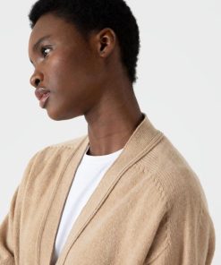 Genesiswear.shopb70ed1a871 2