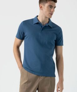 Genesiswear.shopbb5395bf70 2