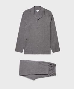 Genesiswear.shopc05885cba9 1