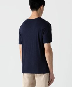 Genesiswear.shopc107961679 4