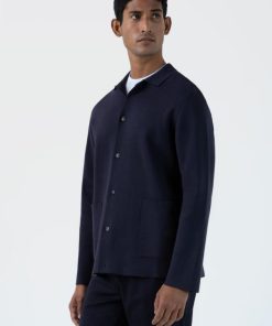 Genesiswear.shopc21ec0a8cf 2