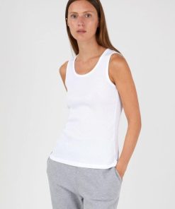 Genesiswear.shopc8dceeb320 1