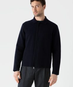 Genesiswear.shopcb4f9c8557 2