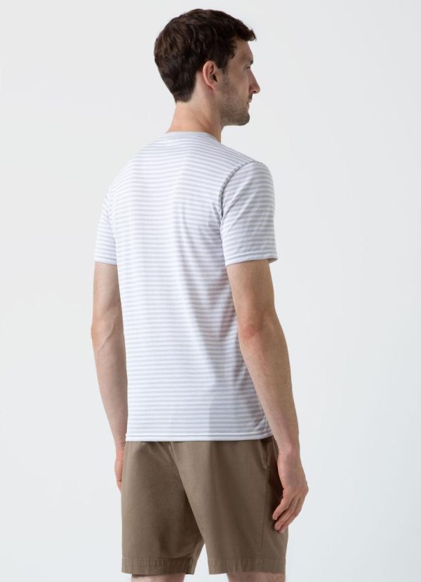 Genesiswear.shopd4f776a88d 5