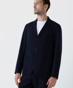 Genesiswear.shopd757f56e2c 2