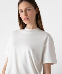 Genesiswear.shope246c4b26c 3