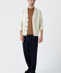 Genesiswear.shope8f239a44d 3