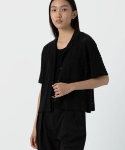 Genesiswear.shopf12d1ad360 2