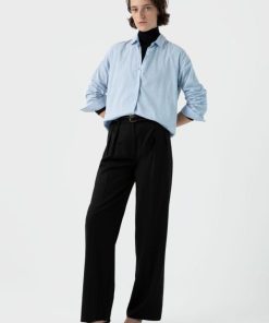 Genesiswear.shopf1e54a5142 1